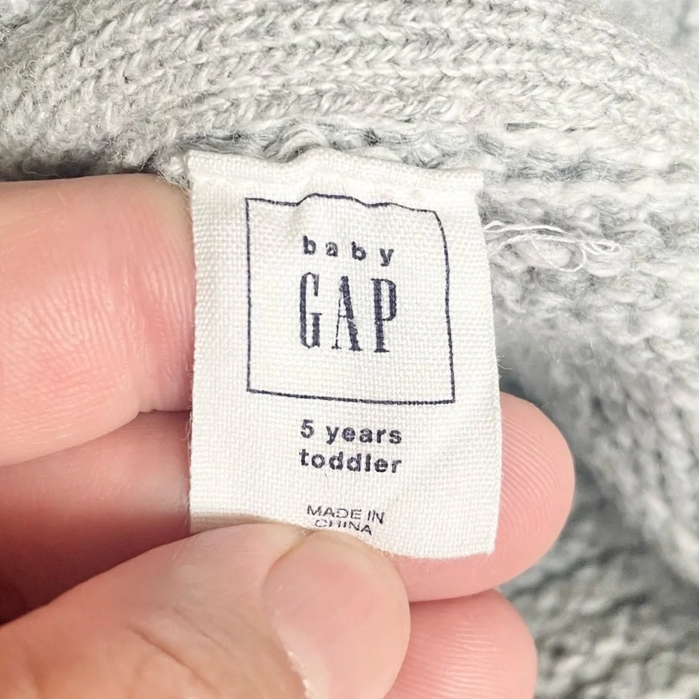 Gap Kids unisex gray Cardigan size 5 Holiday chunky Cotton Wool Knit classic